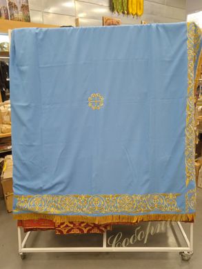 Vestments for the throne + tablecloth (embroidered)