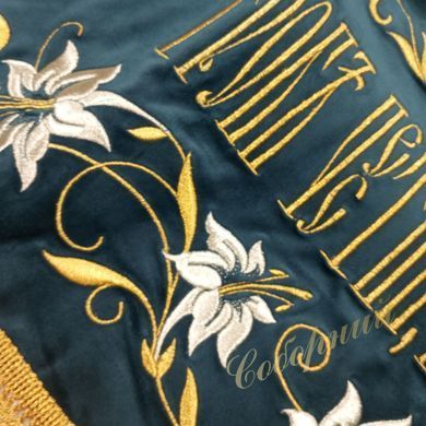 Small velour shroud