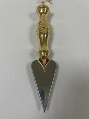 Small brass spear in gilding